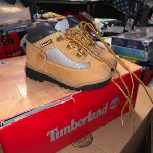 Used timberland boots natural